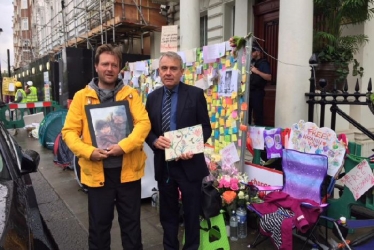 MP Robert Goodwill shows solidarity to family of Nazanin Zaghary-Ratcliffe, the British mum jailed in Iran